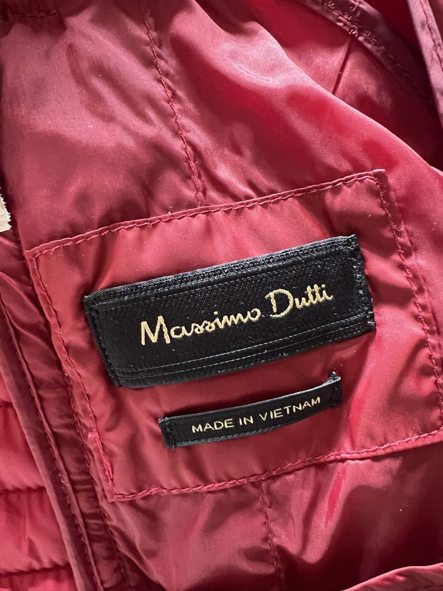 Massimo Dutti Giacche: LIKE NEW Massimo Dutti puffer jacket, size M – Nuovo (secondo la descrizione) da Zürich venduto da SandroMaje 2