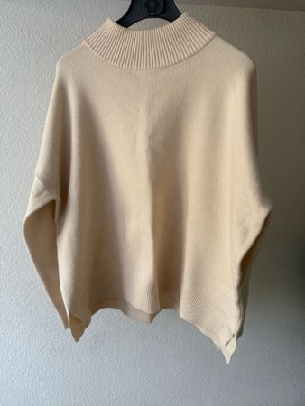 Warmer Winter Pullover, Creme, Grösse L, Top Zustand!