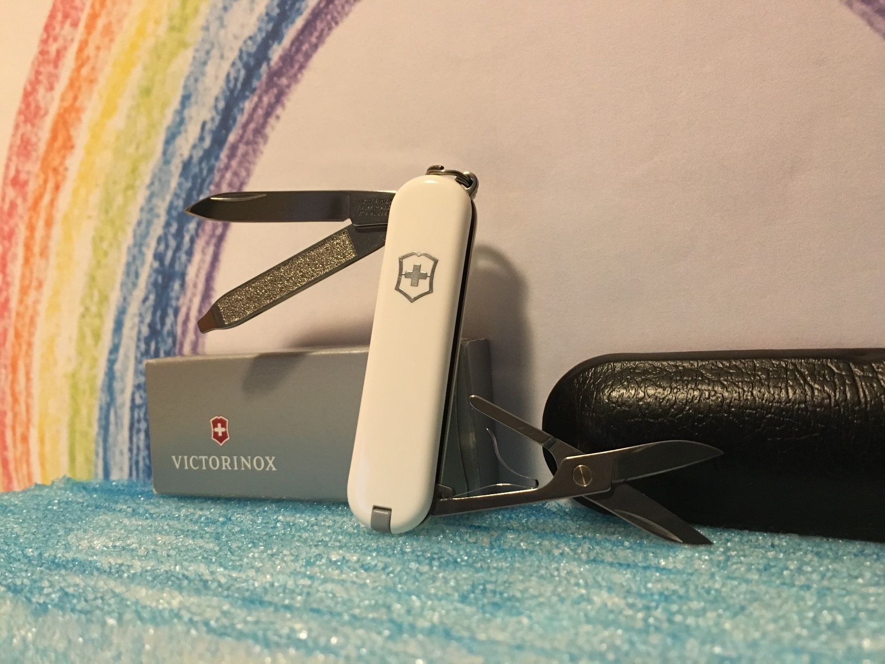 Victorinox Coltelli tascabile: VICTORINOX - Classic - Sackmesser - lüscher Technologies – Usato da Andwil SG venduto da Rainboli 1