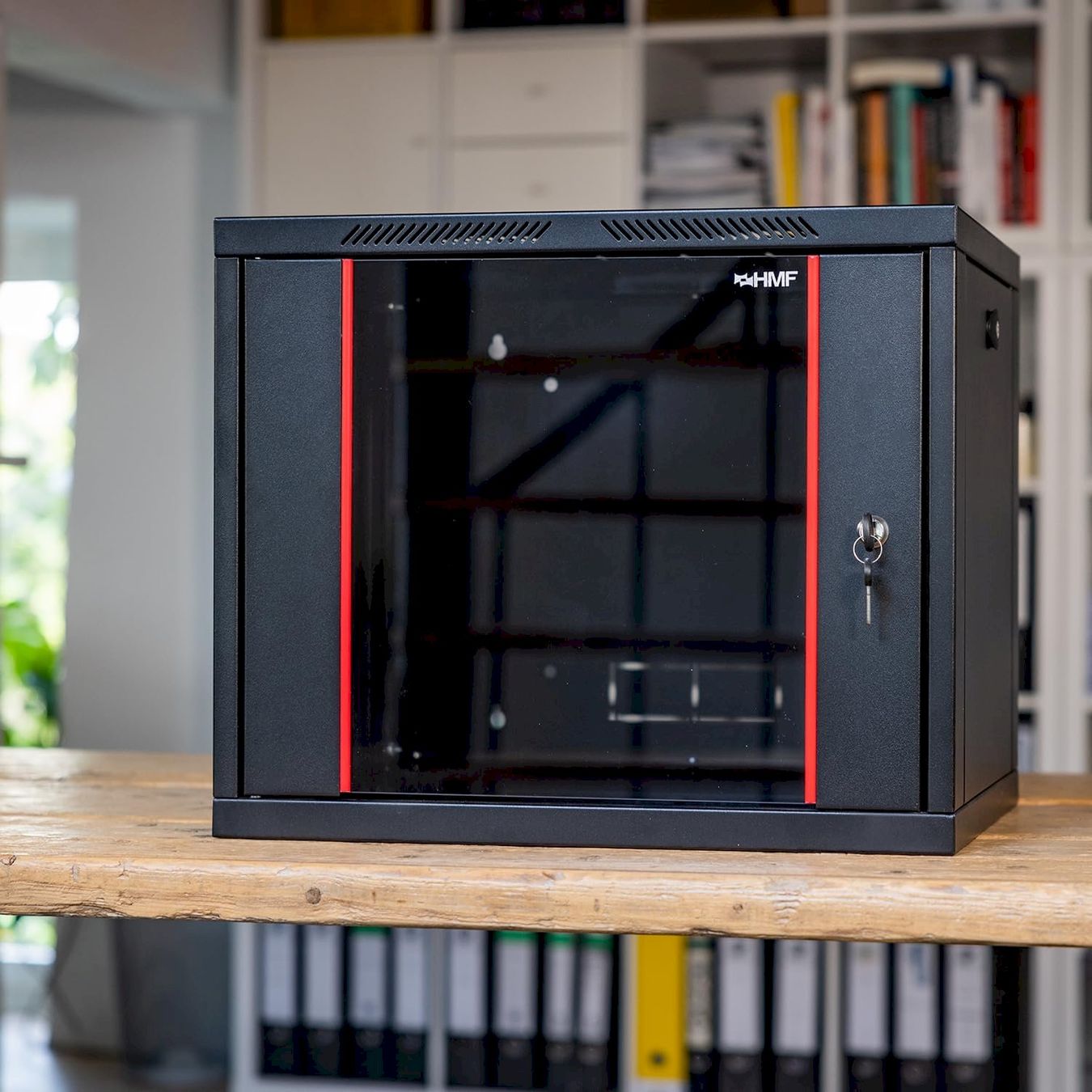 Sonstiges zu Computer & Netzwerk: HMF Serverschrank 19 Zoll 9HE – Neu und originalverpackt aus Bottighofen von zaap 7