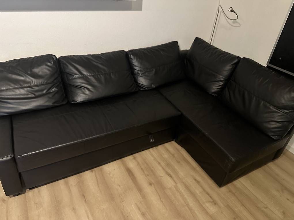 Sofas: Sofa schwarz – D'occasion à Muttenz par anna123