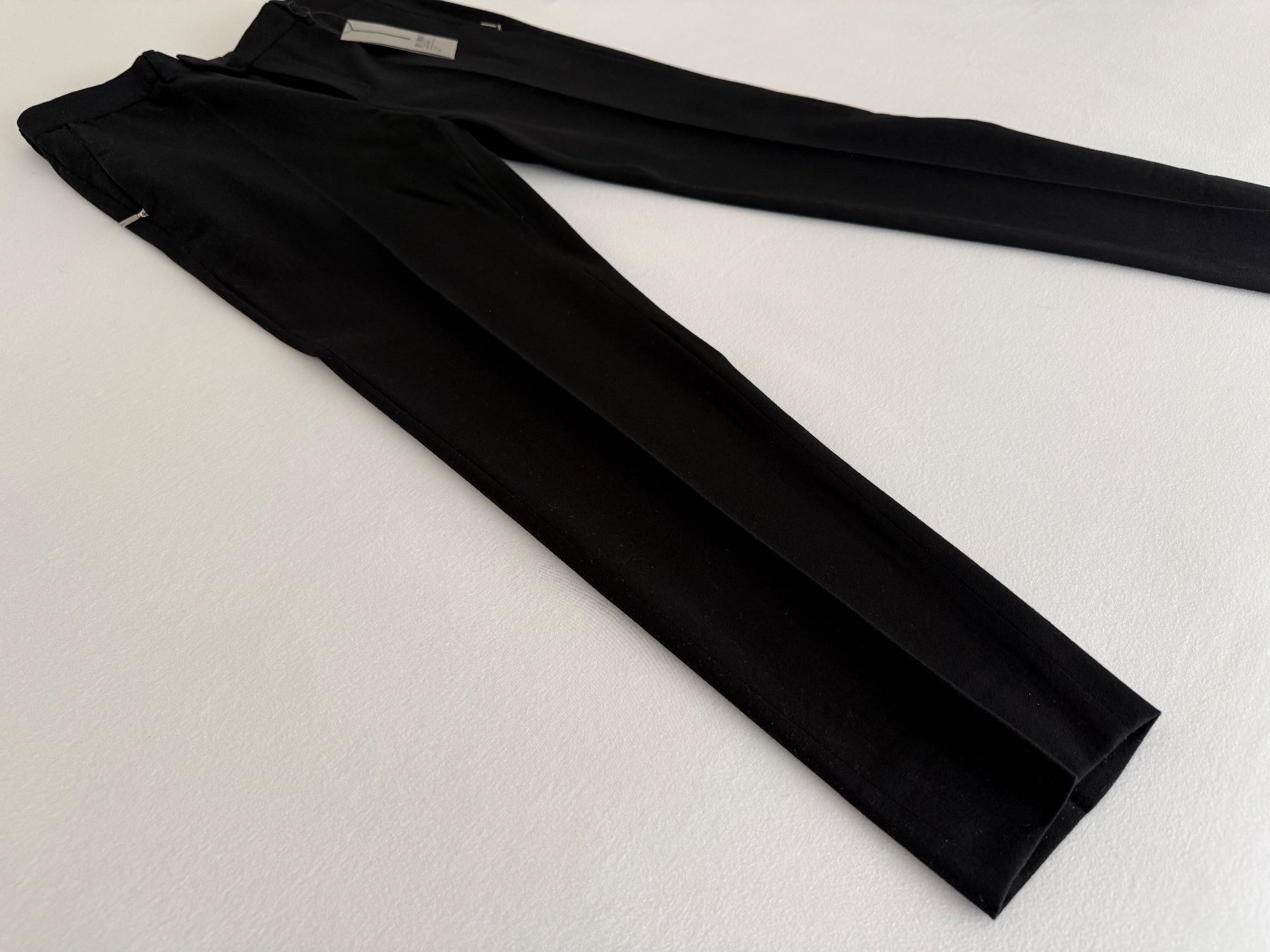 Dior Pantaloni: Dior Hose aus Virgin Wool und Kaschmir – Usato da Pfäffikon SZ venduto da Redwulf34 2