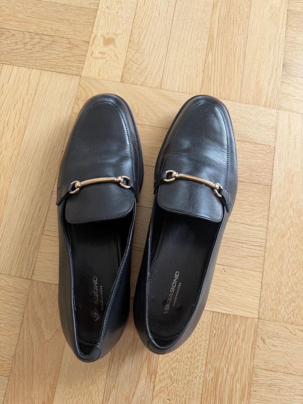 Vagabond Damenschuhe: Loafer Vagabond schwarz – Gebraucht aus St. Gallen von aenny1234