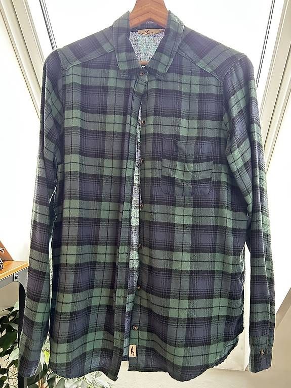 Blusen: Bluse / Hemd Hollister S – Gebraucht aus Zürich von Nicacola87