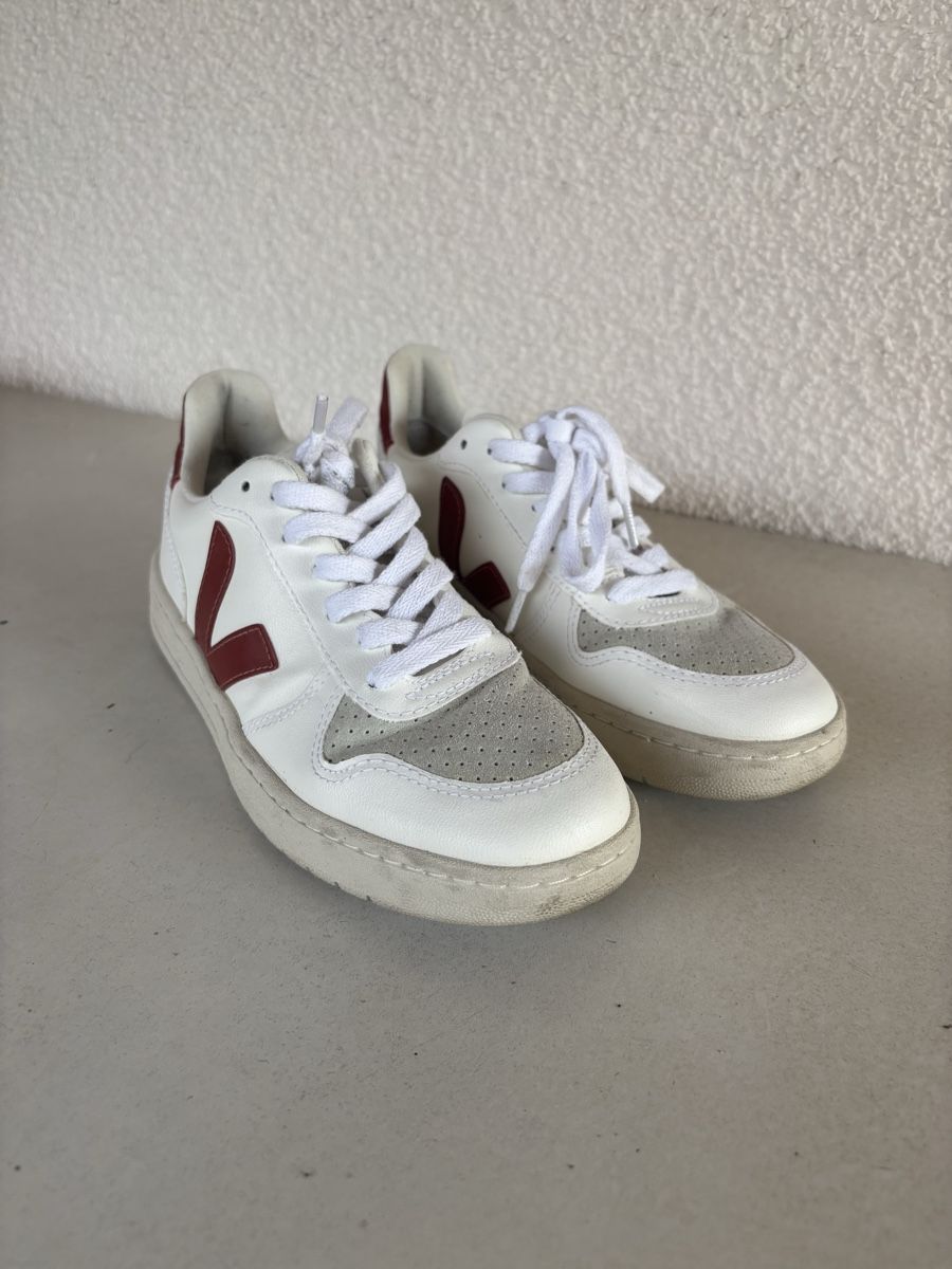 Veja Scarpe da uomo: Veja Sneakers 37 – Nuovo (secondo la descrizione) da Schübelbach venduto da bet_n5l9