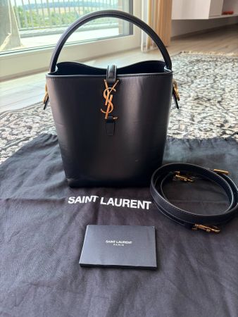 Saint Laurent Le 37 Small Bag – Shiny Black Leather
