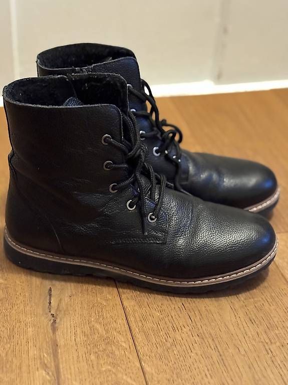 Scarpe per ragazze: Winterschuhe Winterstiefel Lederstiefel Gr. 37 – Usato da Bern venduto da YoungBoy02