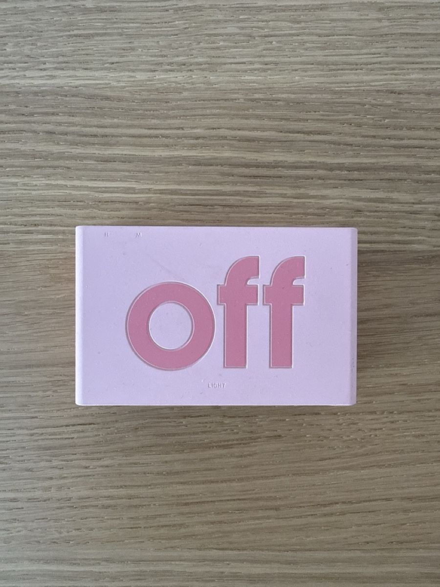Lexon Wecker: Digitalwecker LEXON Flip Classic in Pink – Gebraucht aus Zürich von db1992 1