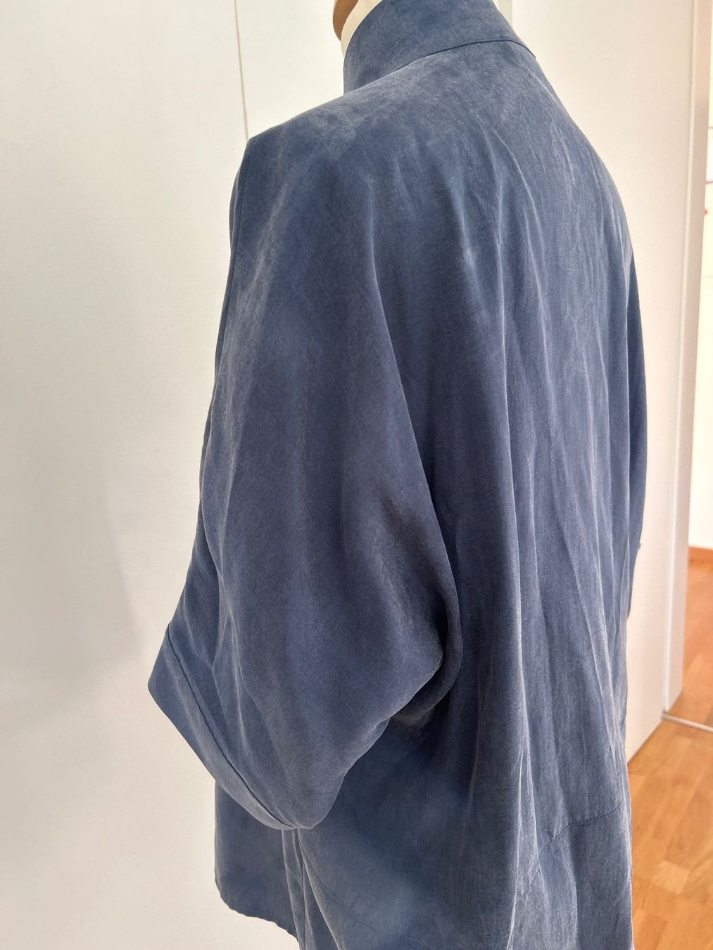 Blusen: Elegante Bluse/ Jackli von Adolfo Dominguez, neu – Neu (gemäss Beschreibung) aus Feuerthalen von Anna_Swift 4