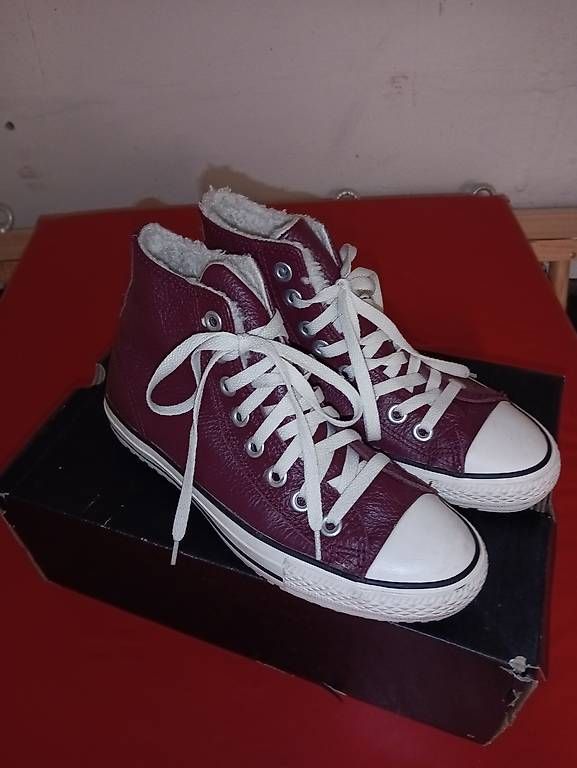 Converse Scarpe da uomo: Converse Sneaker Gefüttert – Nuovo (secondo la descrizione) da Wangen SZ venduto da mkaelin87