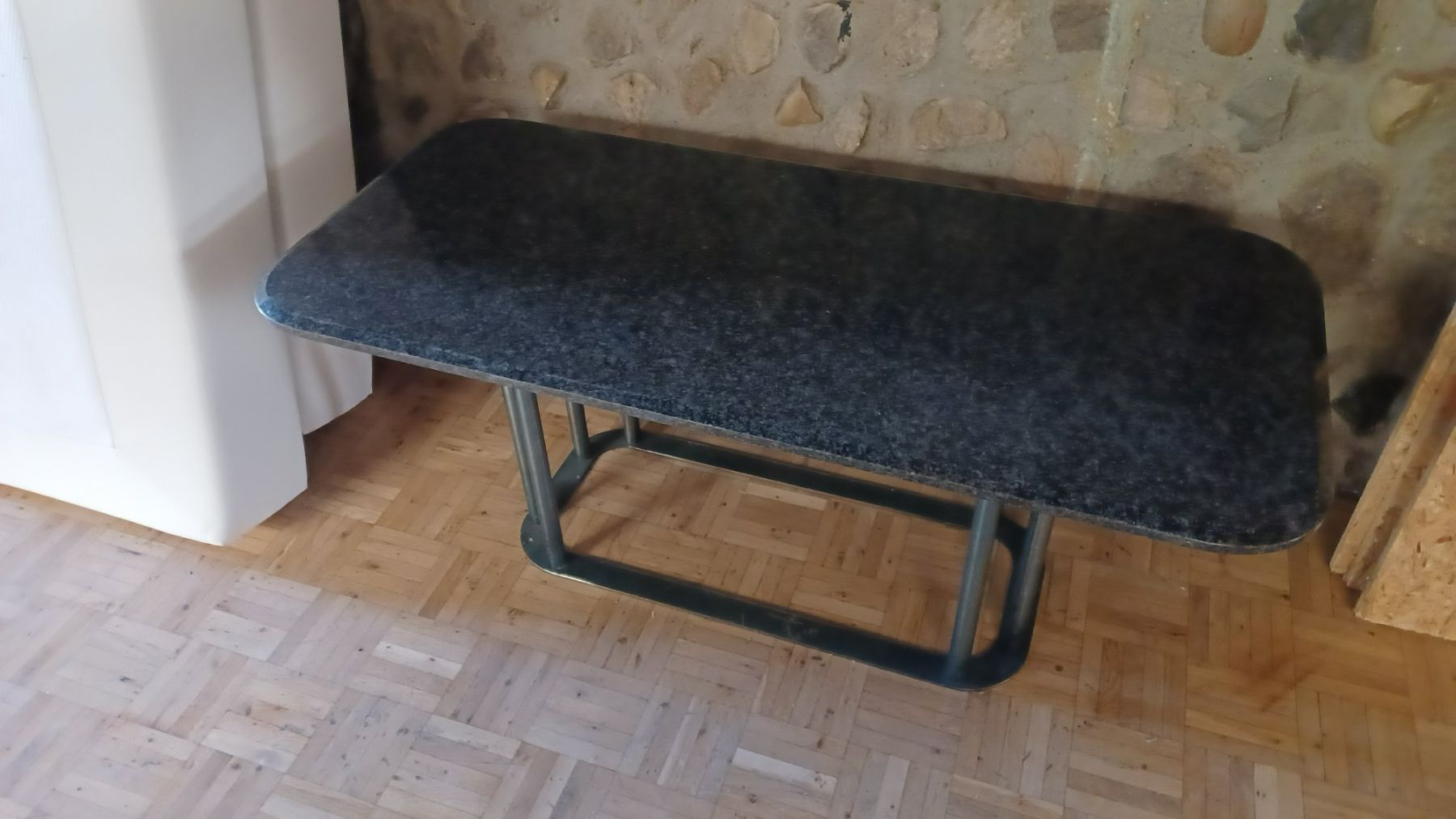 Tavoli: Marmortisch Salontisch Couchtisch Vintage – Usato da Huttwil venduto da mof_8dpq