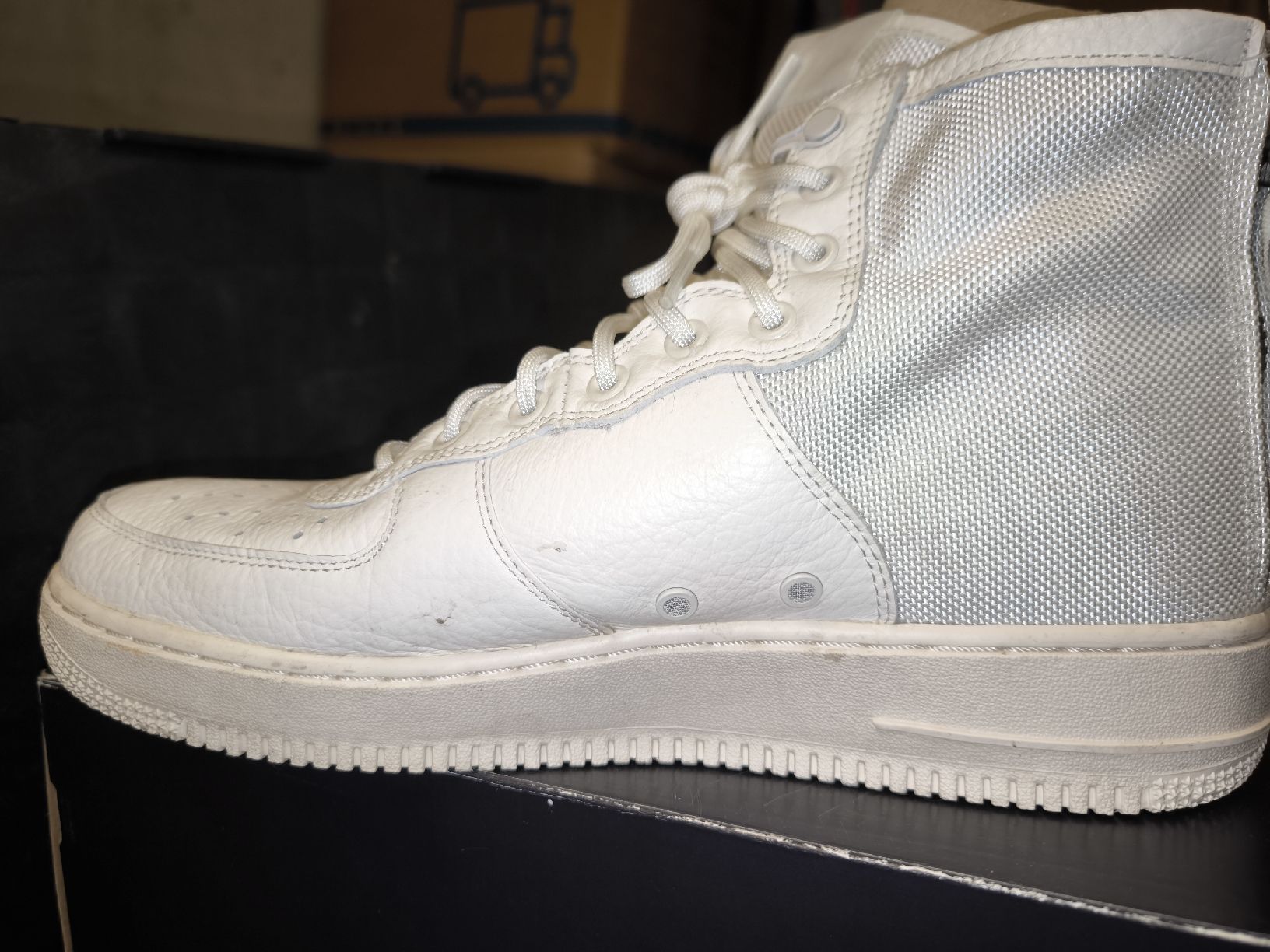 Herrenschuhe: Nike SF Air Force 1 Mid  Size US 11 – Gebraucht aus Zürich von l.to 3
