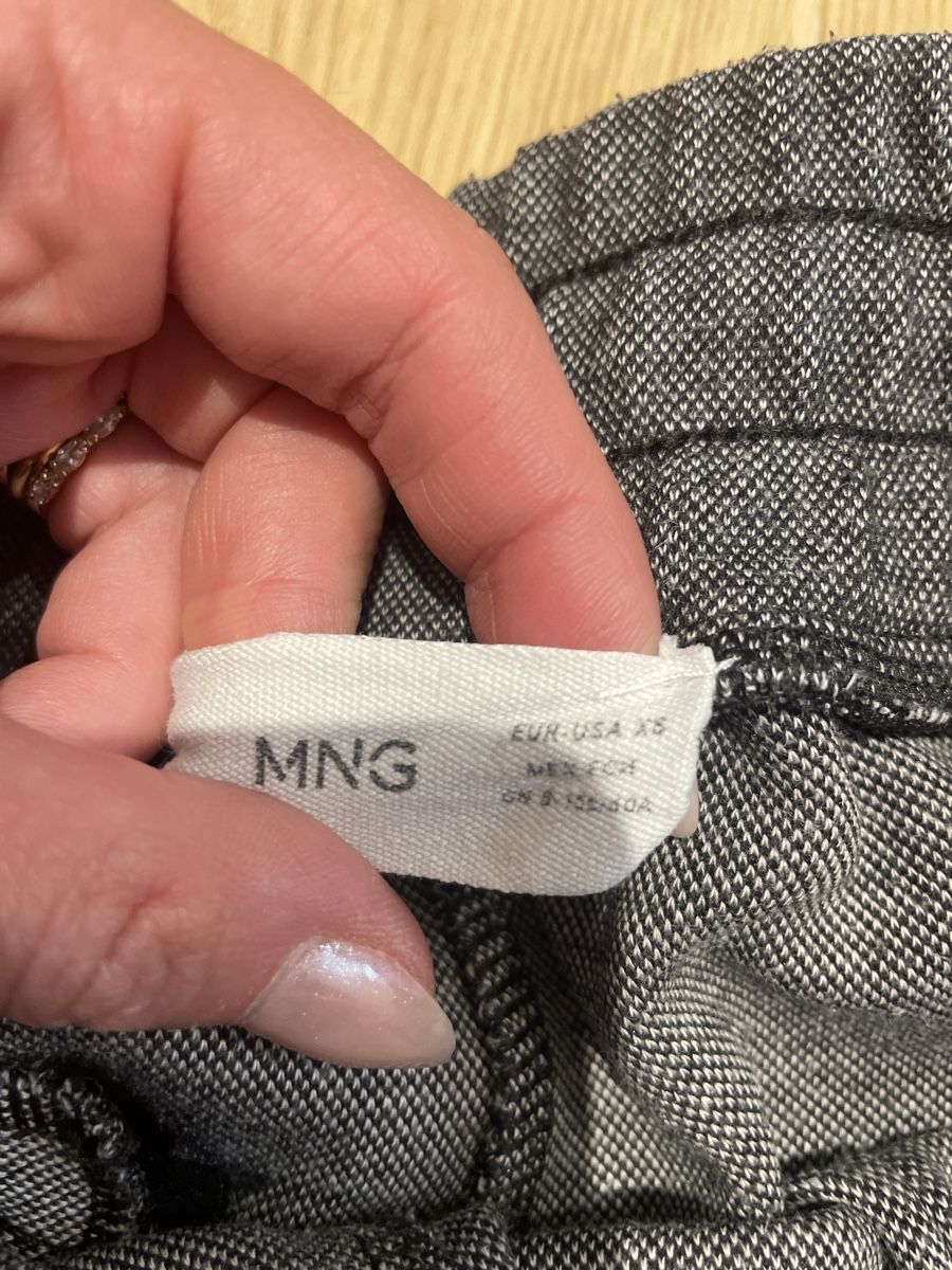 Mango Pantaloni: Graue Stoffhose von Mango, Gr. XS – Usato da Arbon venduto da llaauraa 2