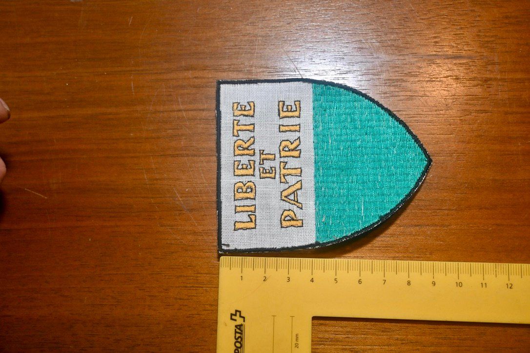 Swiss Placchette & Badge: WAPPEN Waadt / Vaud PATCH badge AUFNÄHER – Usato da Pfaffhausen venduto da mono_rec 3