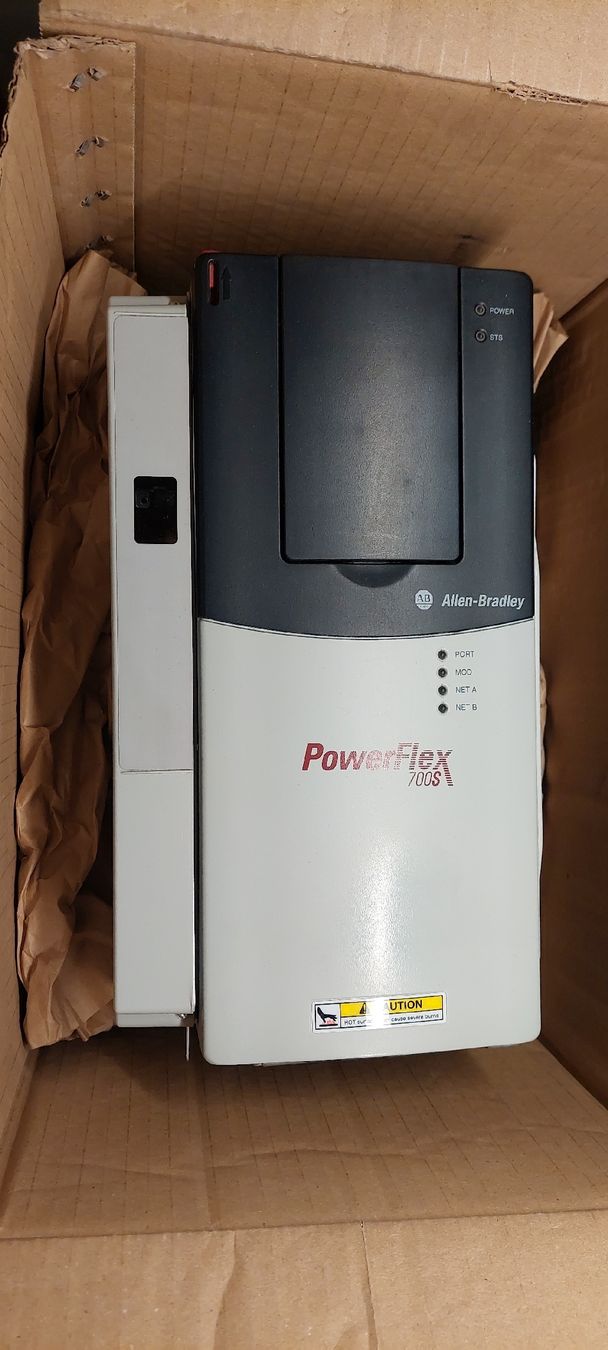 Componenti elettronici: Allen Bradley 20DC022A0EYNANANE PowerFlex 700S – Usato da Oberentfelden venduto da hrc600 9