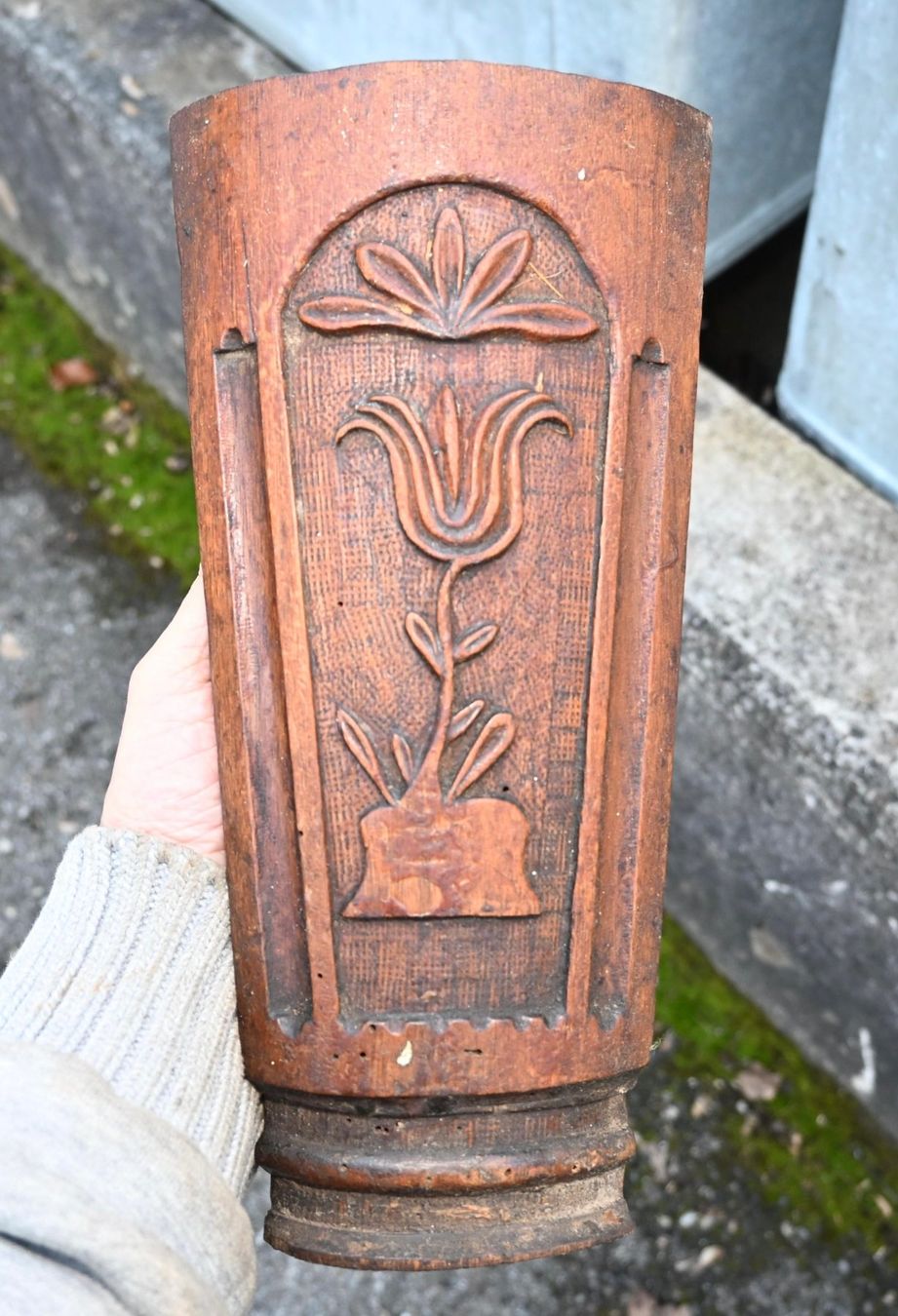 Altri mobili d'antiquariato: antikes geschnitzt Architekturfragment Hartholz möbelteil? – Usato da Pfaffhausen venduto da mono_rec
