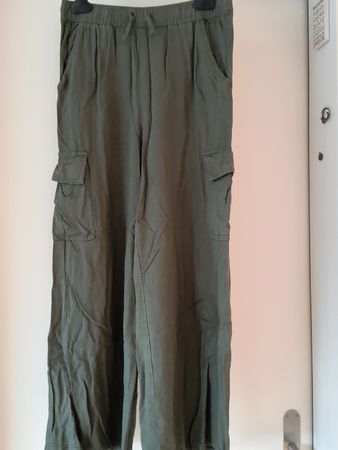 Coole Cargo Hose, luftig für den Sommer, Gr. 158