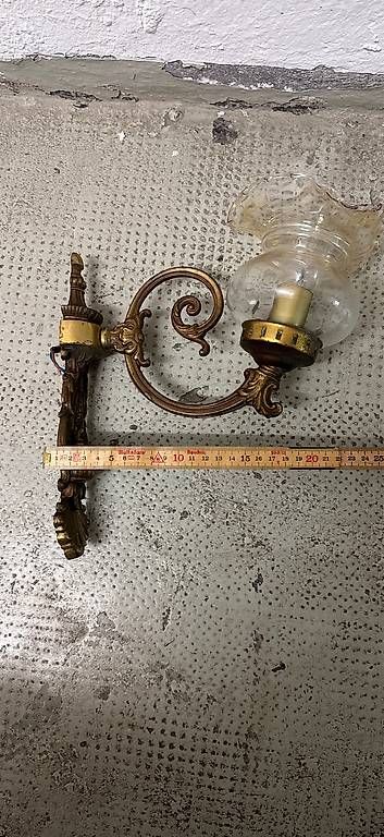 Lampen: Antike Lampe massiv Wandlampe – Gebraucht aus Basel von Joshy03 2