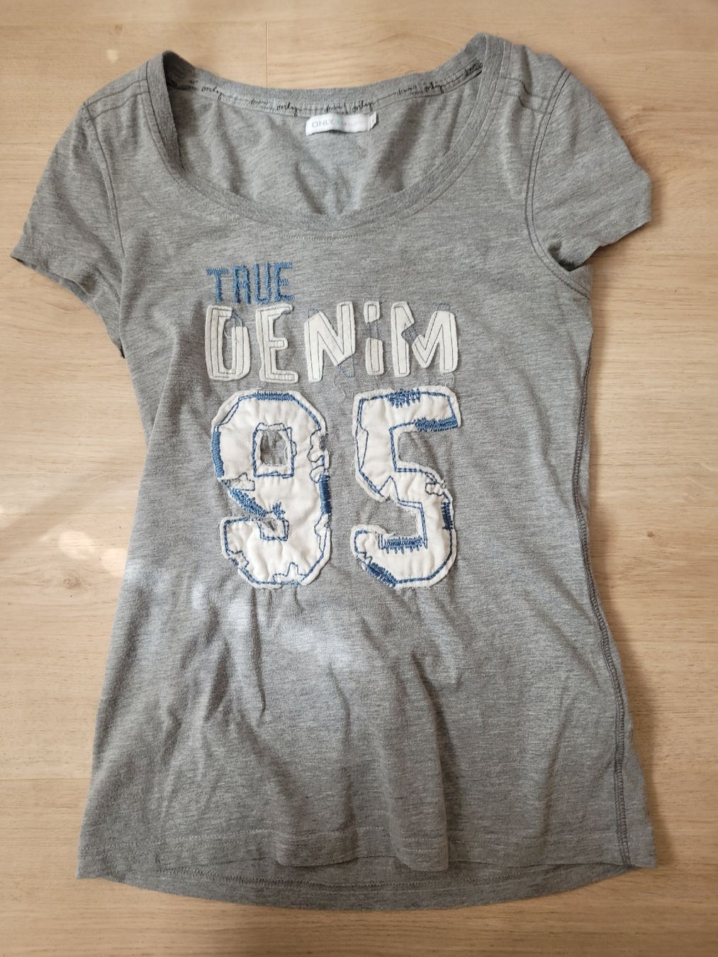 T-Shirts: T-Shirt Gr. M – Gebraucht aus Lupsingen von sta_wgg5