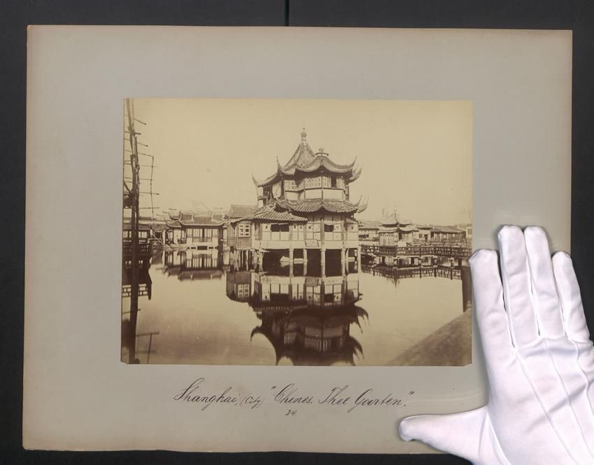 Fotografie & Manifesti: Fotografie Shanghai, Chinesischer Tee Ga – Usato da Berlin venduto da bartko-reher