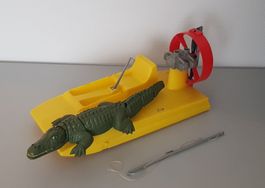 Big Jim Sumpfboot mit Krokodil