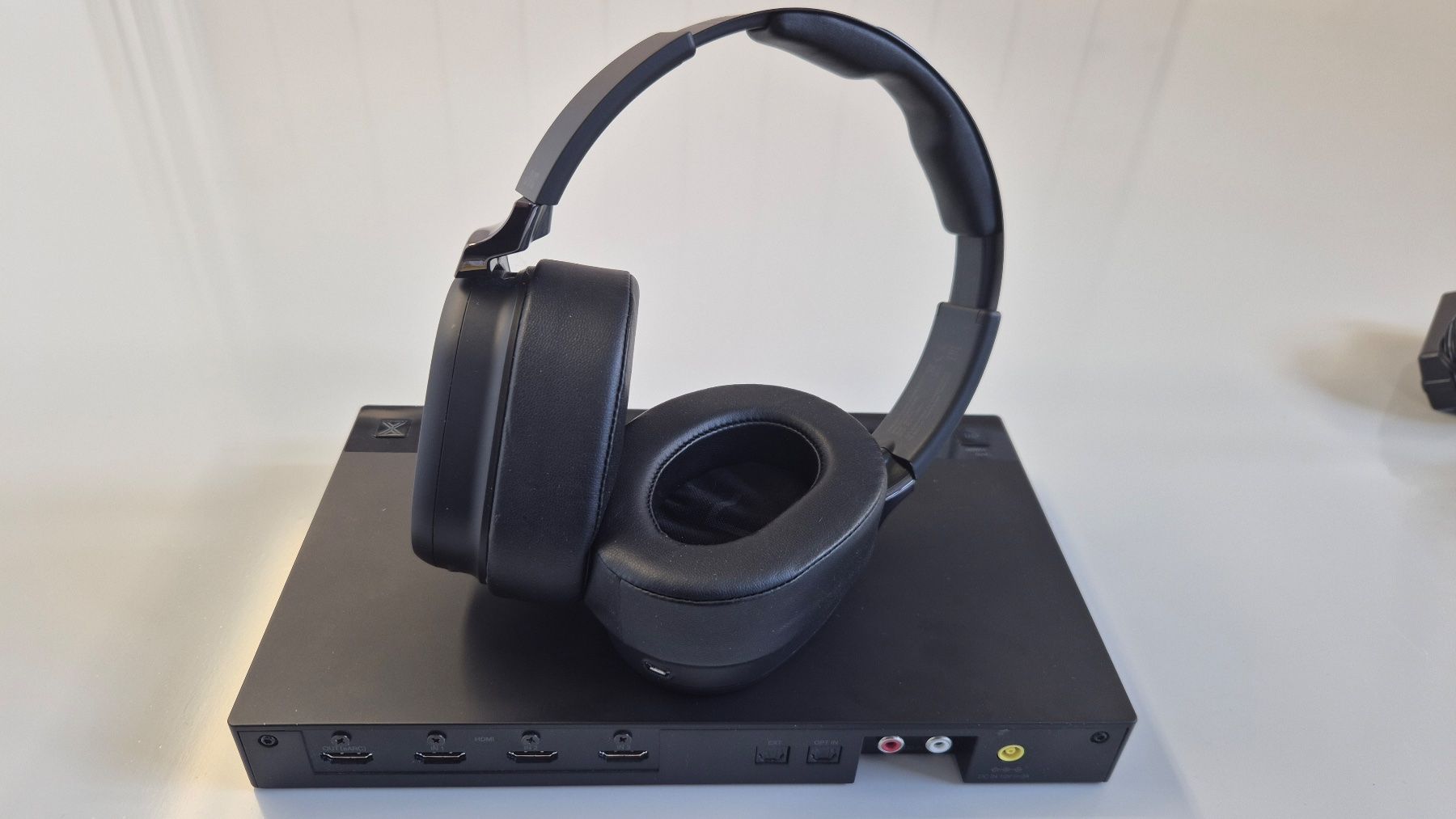 JVC Cuffie: JVC Dolby Surround Kopfhörer (XP-EXT1) – Usato da Belp venduto da knackpot 3