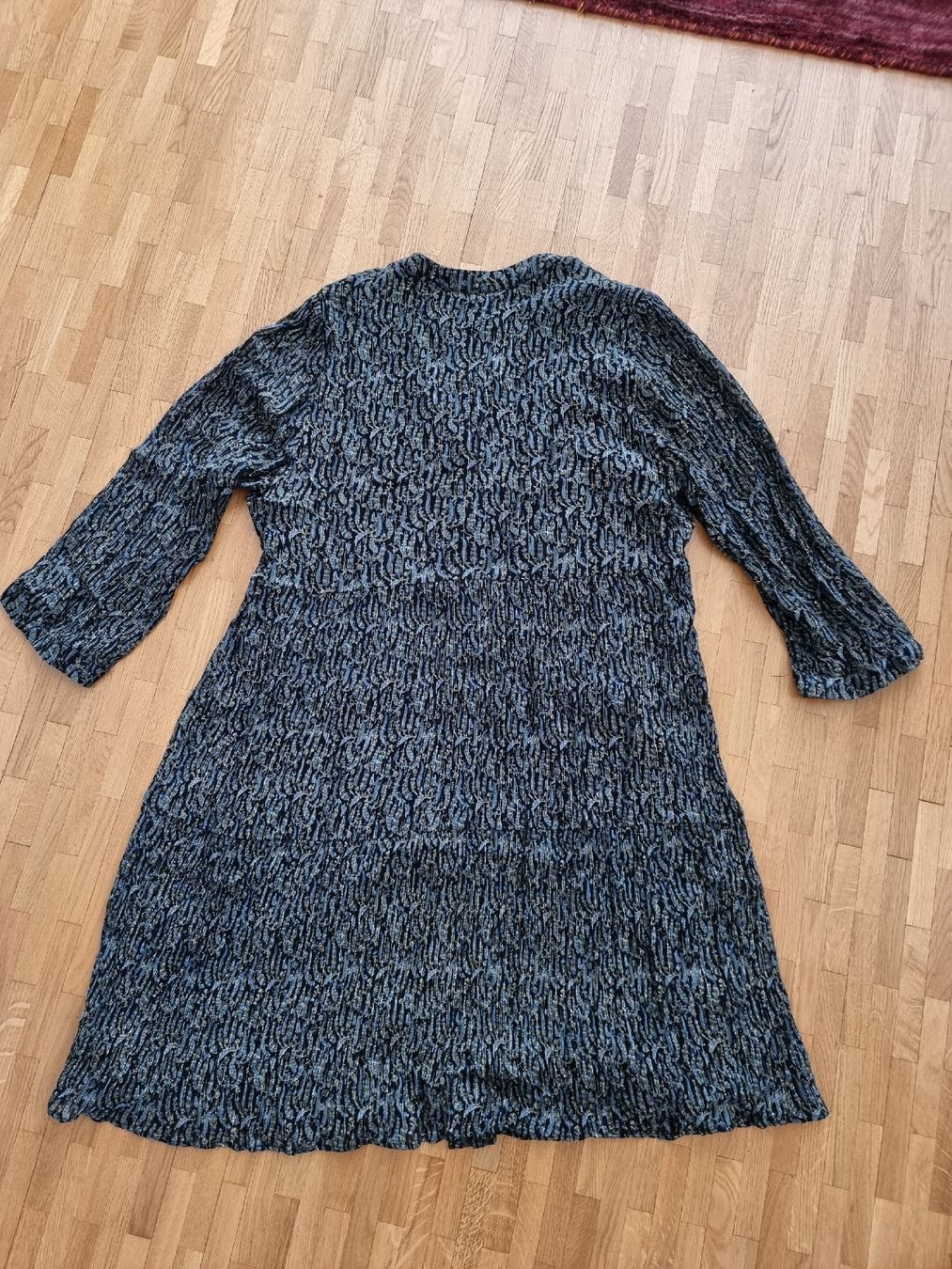 Maison 123 Robes: Robe verte Maison123 taille 42 – D'occasion à Veyrier par Leilazizou 2
