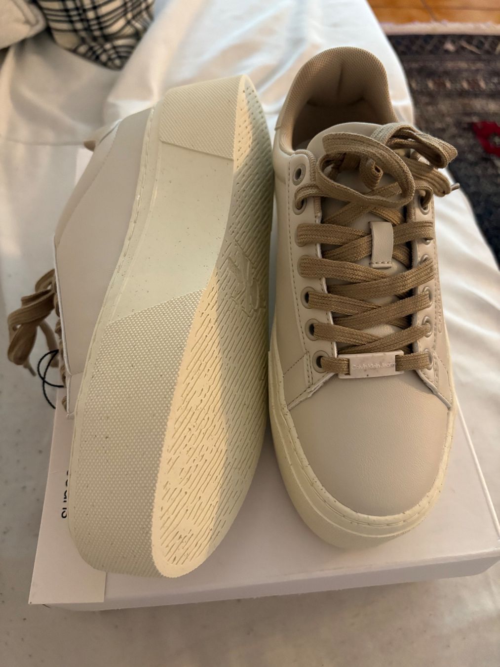 Calvin Klein Scarpe da donna: Scarpe nuove CK – Nuovo e nell'imballaggio originale da Davesco soragno venduto da Gaby230
