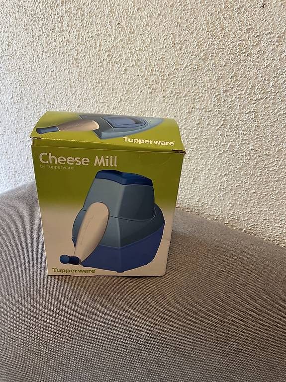 Elettrodomestici da cucina: Tupperware Käsemühle / Reibemühle  neu – Usato da Künten venduto da Gubapri 1