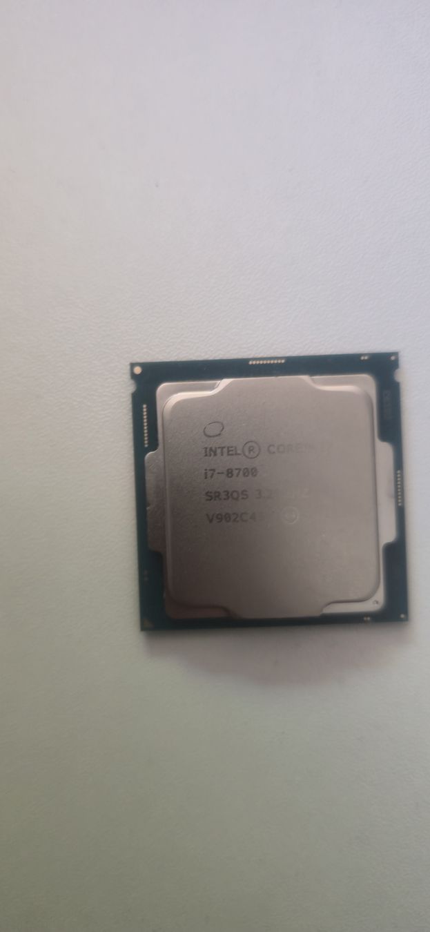 Intel Componenti elettronici: Intel Core i7-8700 CPU Prozessor 3200Mhz – Usato da Goldswil venduto da mukic