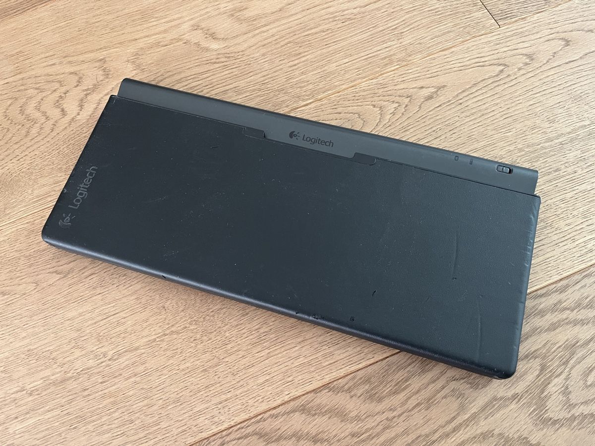 Logitech Tastiere: Logitech Tablet Keyboard, Top Zustand, wenig gebraucht! – Usato da Domat/Ems venduto da This68 3