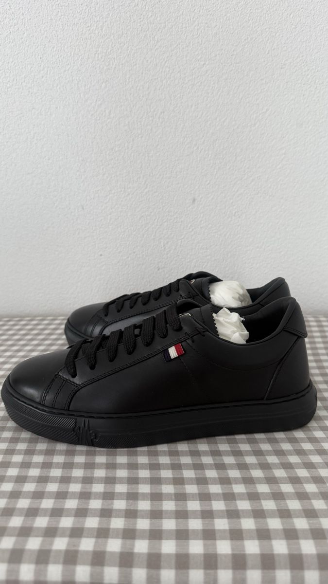 Moncler Scarpe da donna: Moncler Monaco Sneakers Gr.37 schwarz NEU – Nuovo e nell'imballaggio originale da Beringen venduto da kul_98rz 1