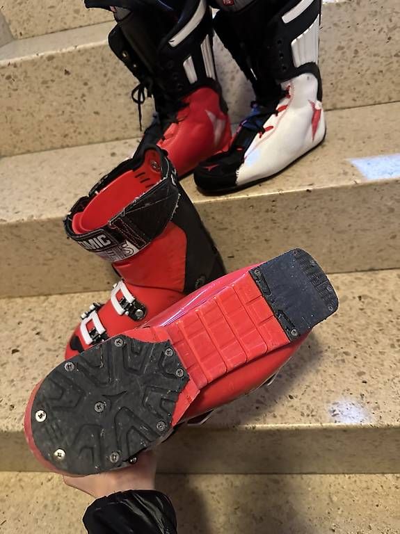 Scarpe da uomo: Atomic Skischuh 130, 285mm (24.5) – Usato da Davos Platz venduto da ninali17 3