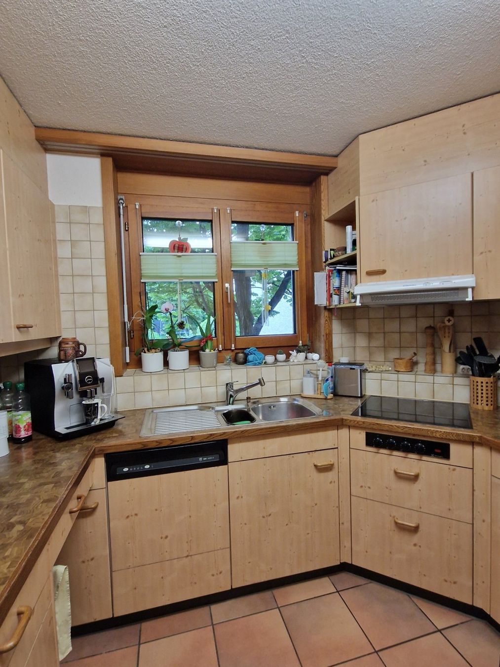 Gebrauchte Küche aus Holz, mit Geräten, günstig abzugeben! (Gebraucht) in Weinfelden für CHF 1 – nur Abholung auf Ricardo kaufen