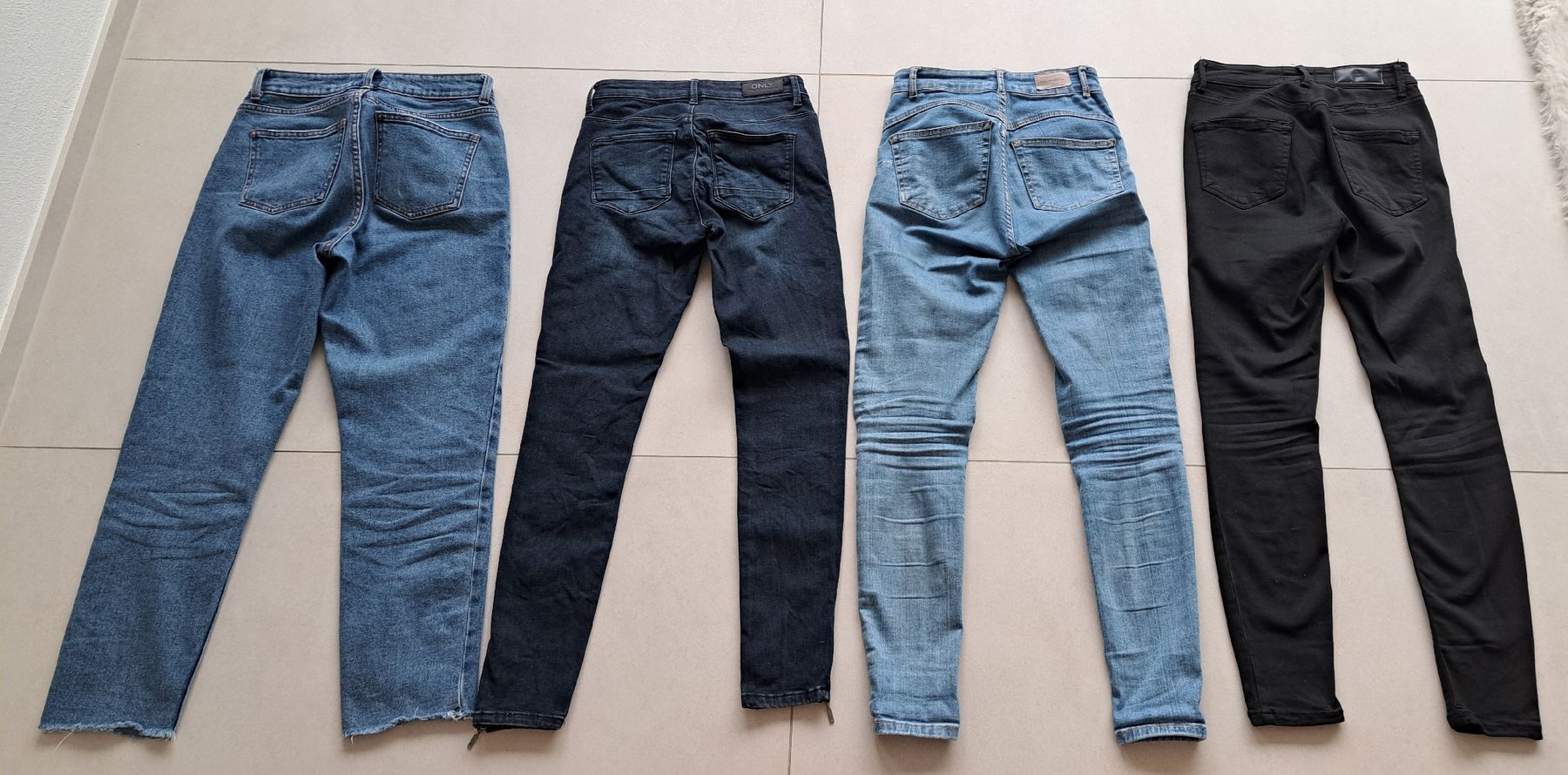 Only Jeans: Jeans-Paket: Only, Pull&Bear, Vermo Moda Gr. 26 / 34 / XS – Nuovo (secondo la descrizione) da Euthal venduto da mel_ts8t 1