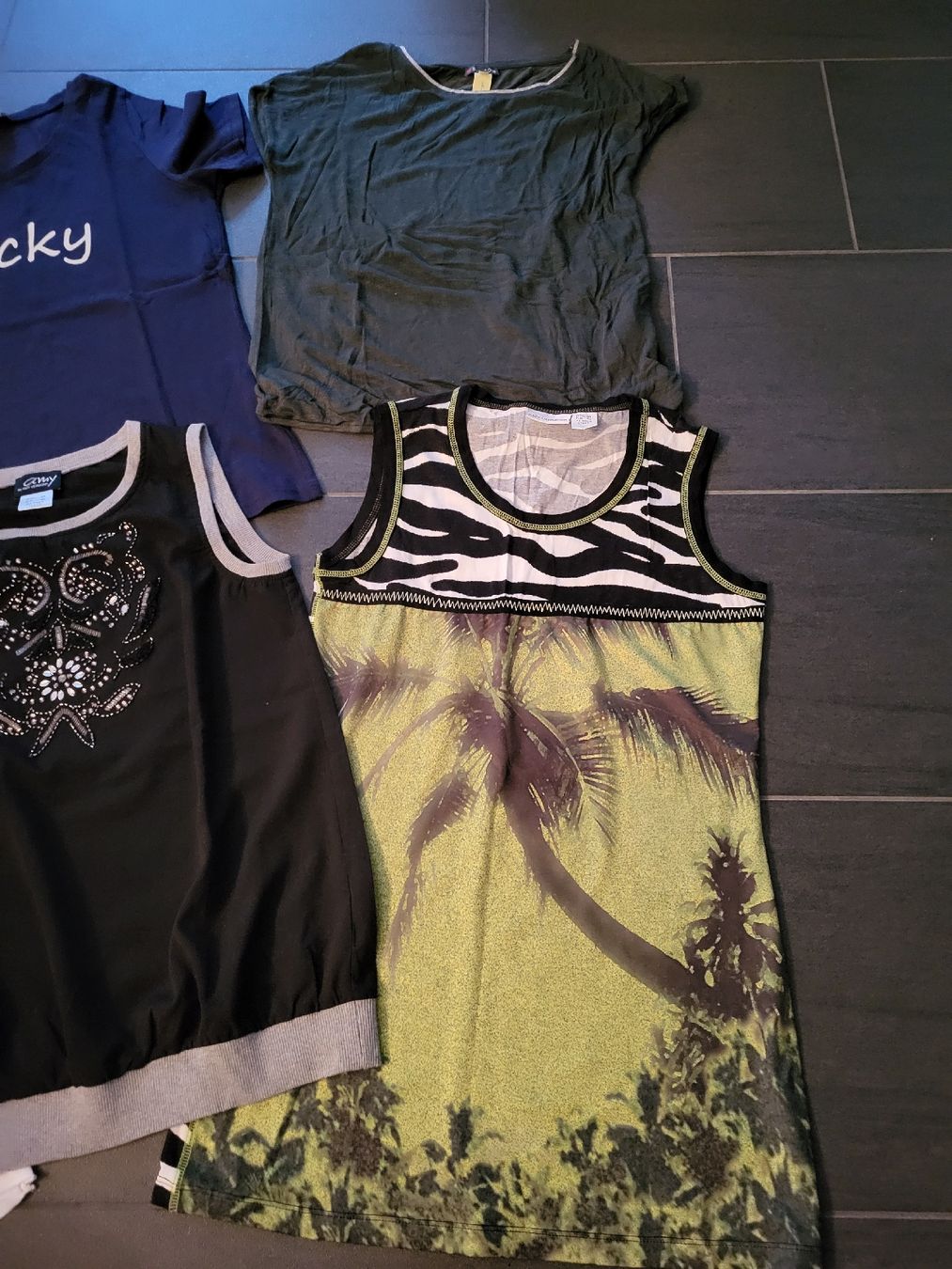 Lotti di vestiti: T-Shirt Set Gr. 38 – Usato da Matzendorf venduto da hauli2 4
