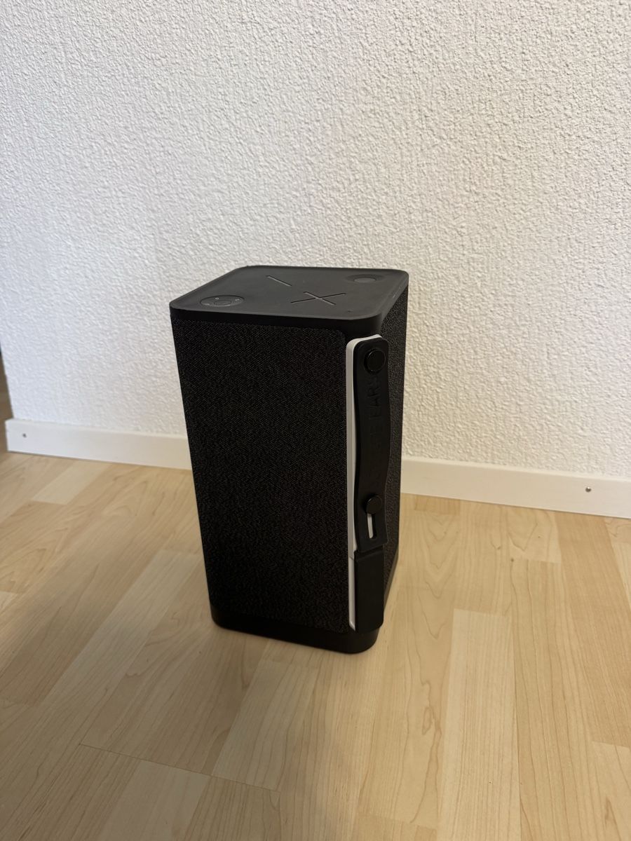 Ultimate Ears Haut-parleurs: HYPERBOOM – D'occasion à Buchberg par jon_w9fy 1