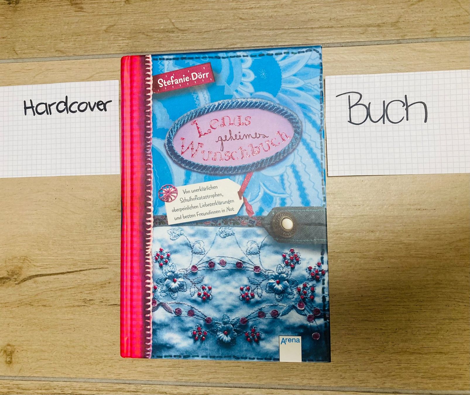 Libri: Jugendbuch "Lenas geheimes Wunschbuch" Hardcover – Nuovo (secondo la descrizione) da Zuzwil SG venduto da Zaubertipps