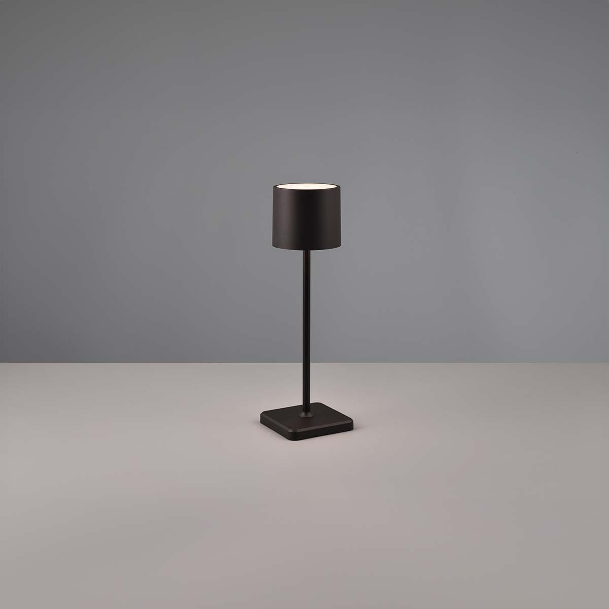 Lampen: LED Aussen Tischleuchte, Akku, IP54 – Neu (gemäss Beschreibung) aus Kreuzlingen von Smart-Light