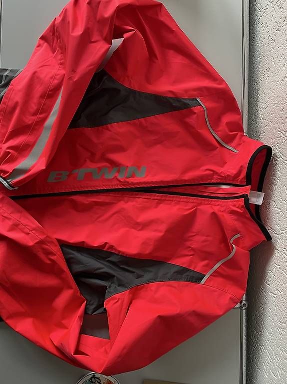 Giacche: Fahrrad-Regenjacke, Gr. M – Usato da Gümligen venduto da 55_44
