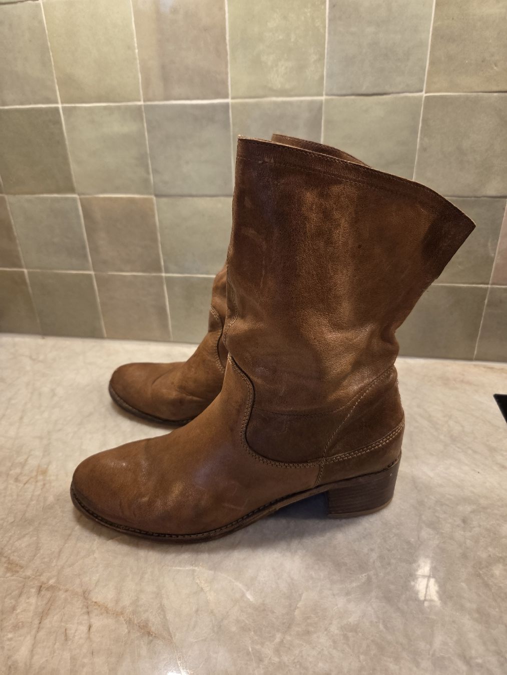 Chaussures femmes: coole Stiefel Gr40 – D'occasion à Wettingen par Arpad04 1