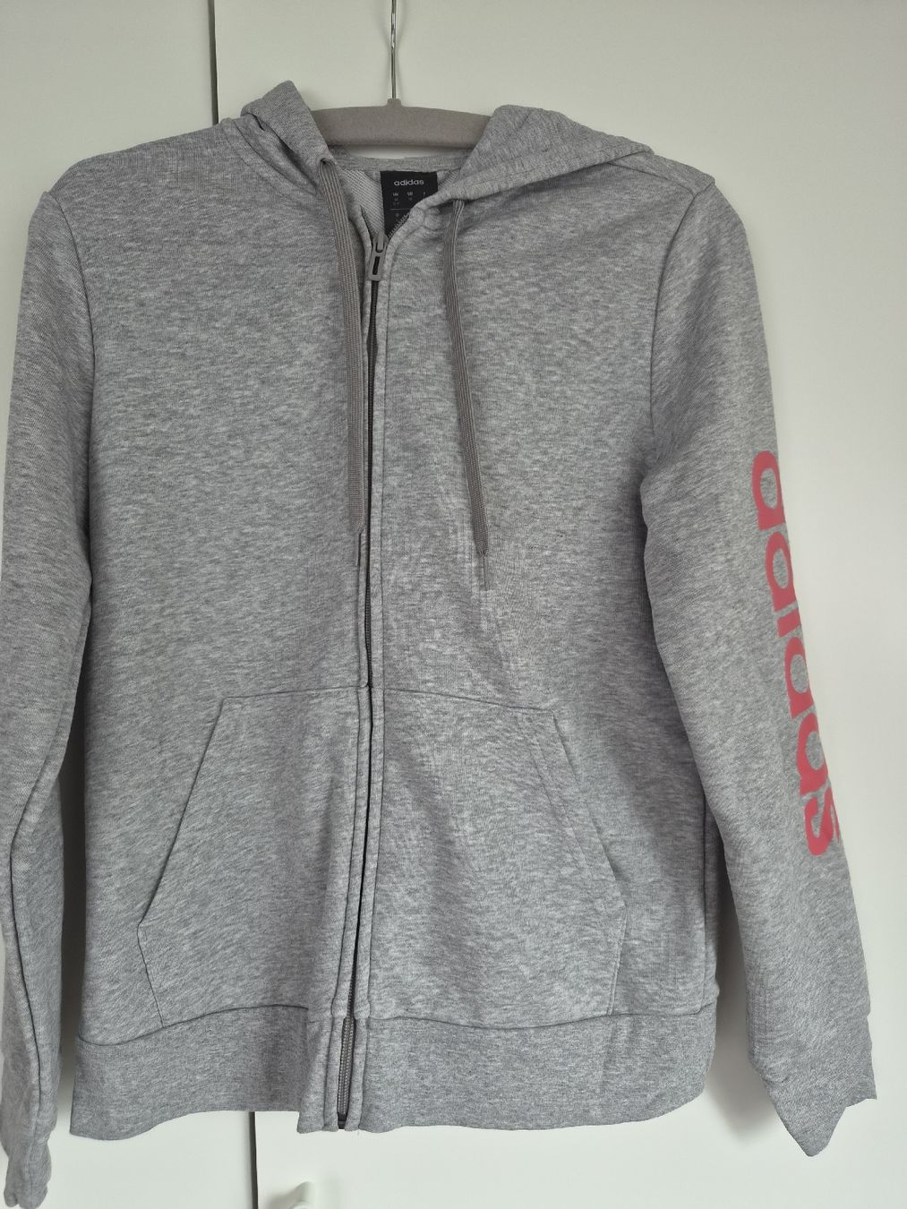 Adidas Maglioni & Felpe: Adidas Kapuzenjacke Gr. M, Grau/Rosa – Usato da Altishofen venduto da tammy05