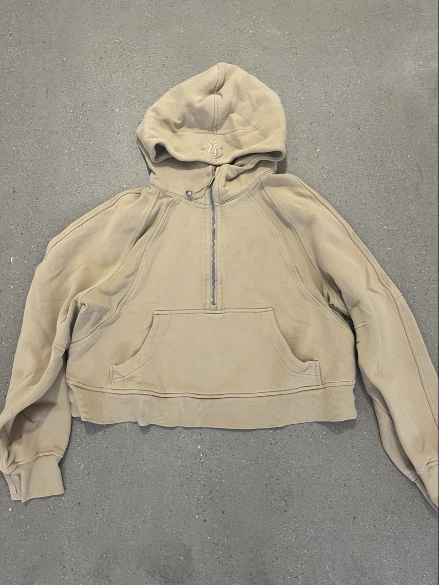 Lululemon Maglioni & Felpe: Lululemon Hoody – Usato da Dottikon venduto da kat_jk9m