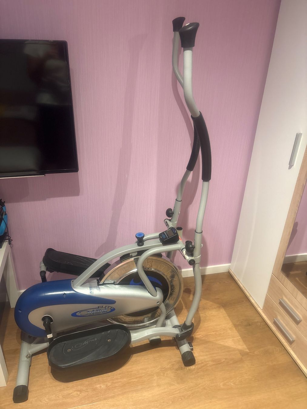 Life Fitness Hometrainer: Crosstrainer Eliptical gebraucht funktionsfähig – Usato da Neuhausen am Rheinfall venduto da Elizabeta7