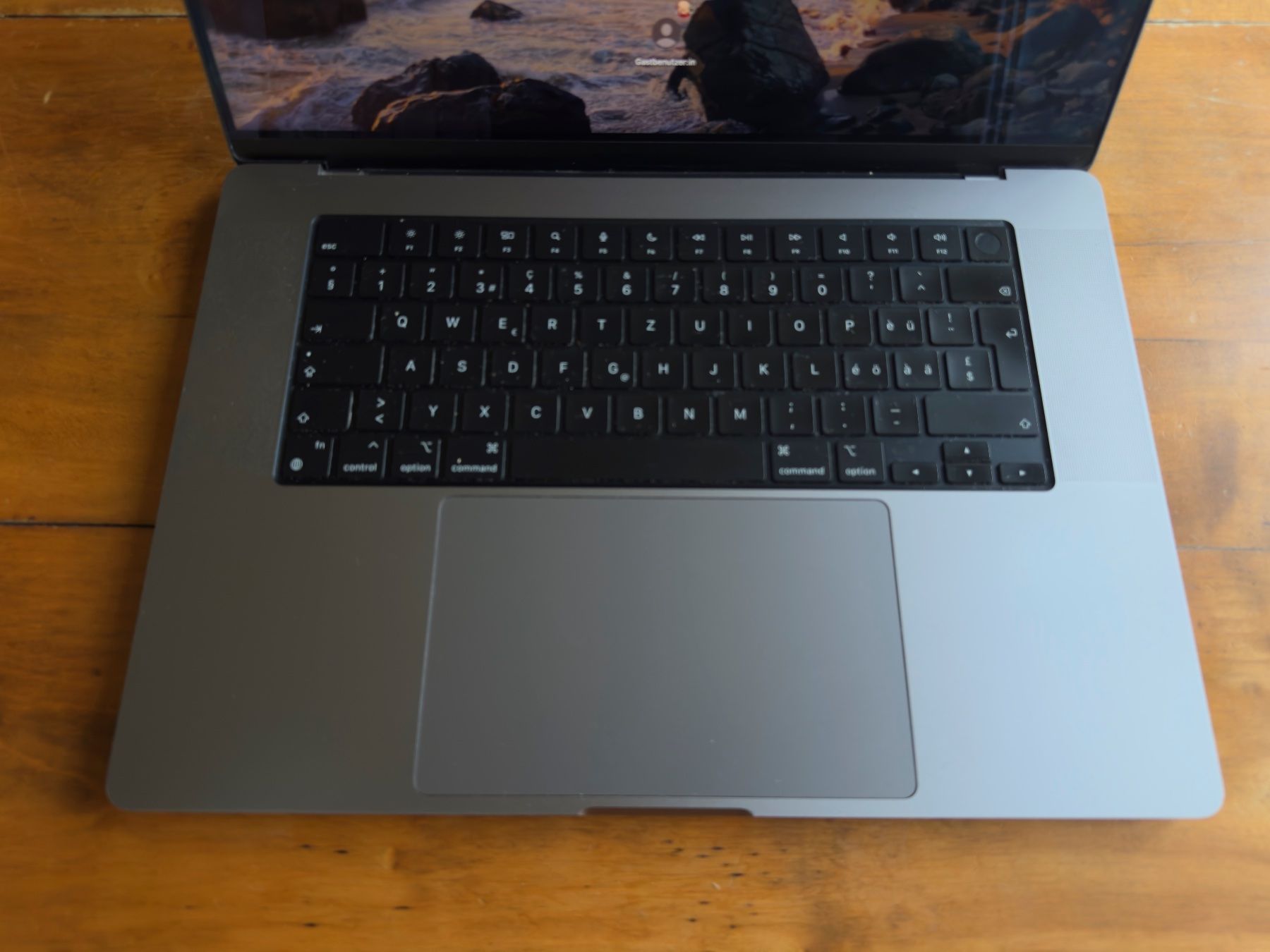Apple Notebooks: MacBook Pro 16" M1 Max 10 Core CPU 32 Core GPU – Gebraucht aus Zürich von patwalzer007 2