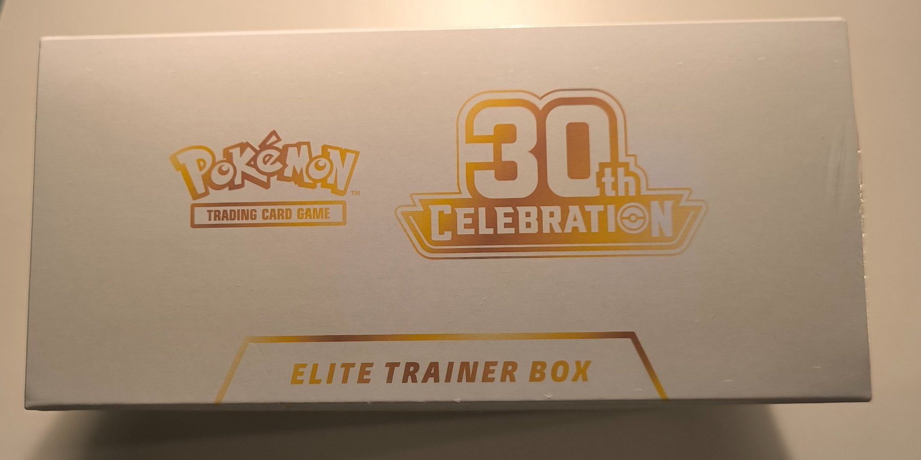 Pokémon Sammelbilder & Trading cards: 30th Celebration Elite Trainer Box - ETB EN – Neu und originalverpackt aus Oberrieden von ohhboy 4