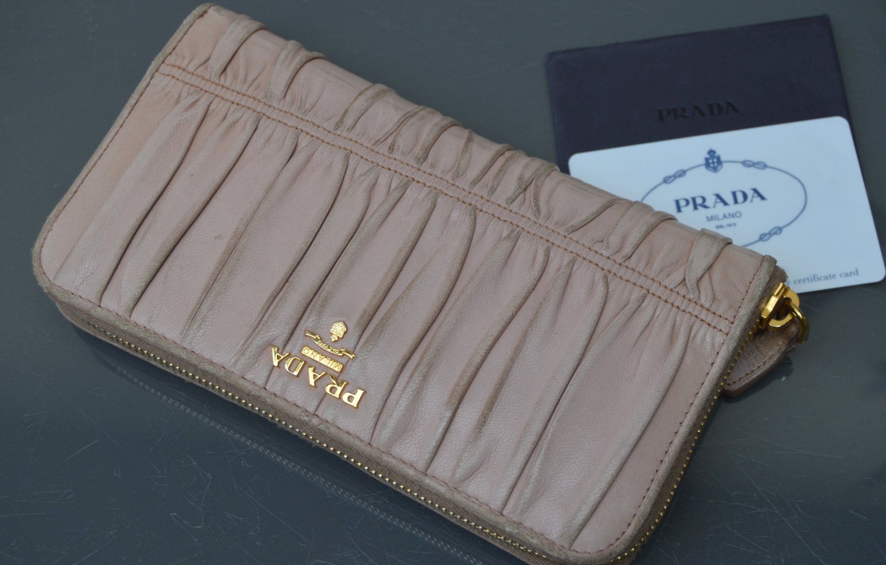 Prada Portamonete: Prada Geldbörse / Portefeuille – Usato da Collonges venduto da arashee 3