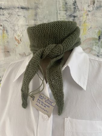 Sophie Scarf - handgestrickt - olive