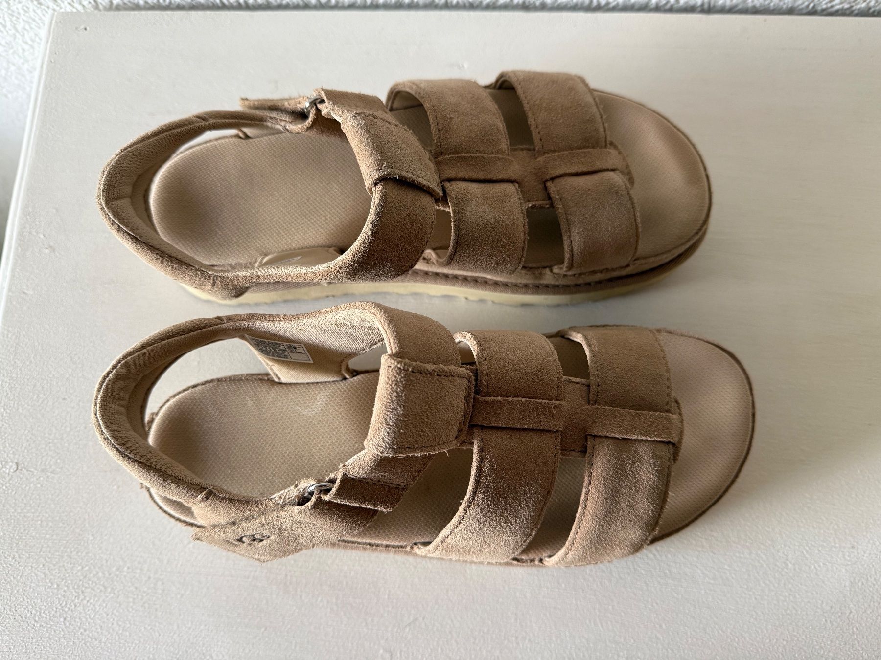 Ugg Scarpe da donna: Sandales à plateau UGG taille 39 – Usato da Céligny venduto da kimag1 1