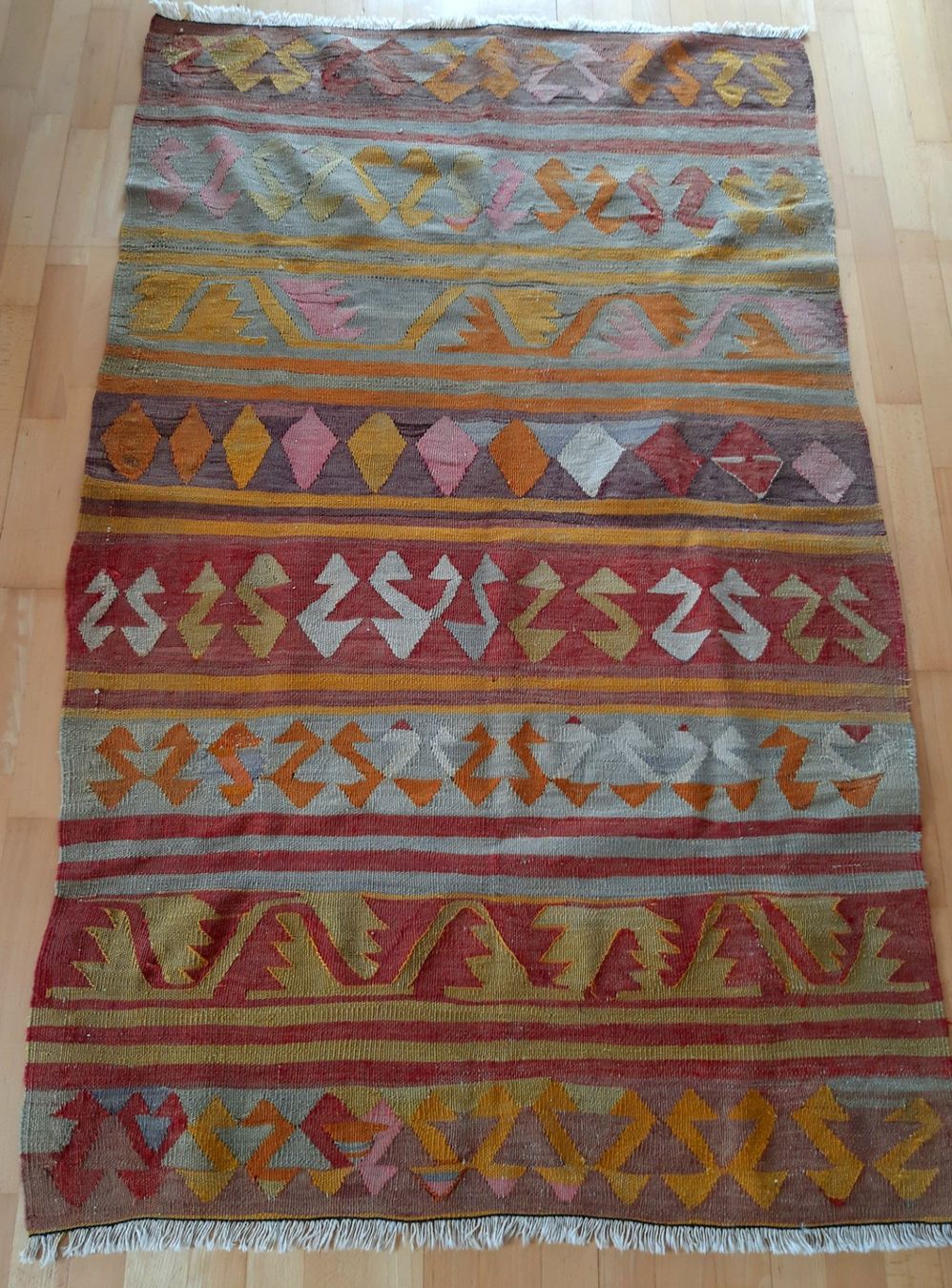 Kelim Teppiche: Antiker Kelim Teppich – Gebraucht aus Arbon von torso444